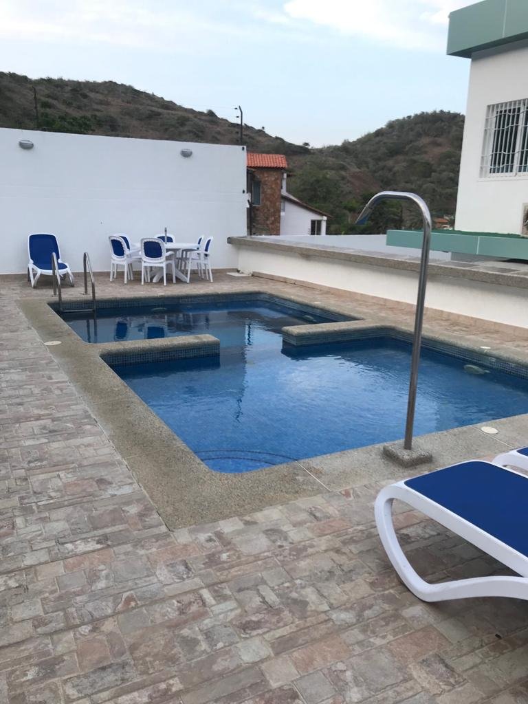Venta de casa lujosa frente al mar en pampatar isla de margarita