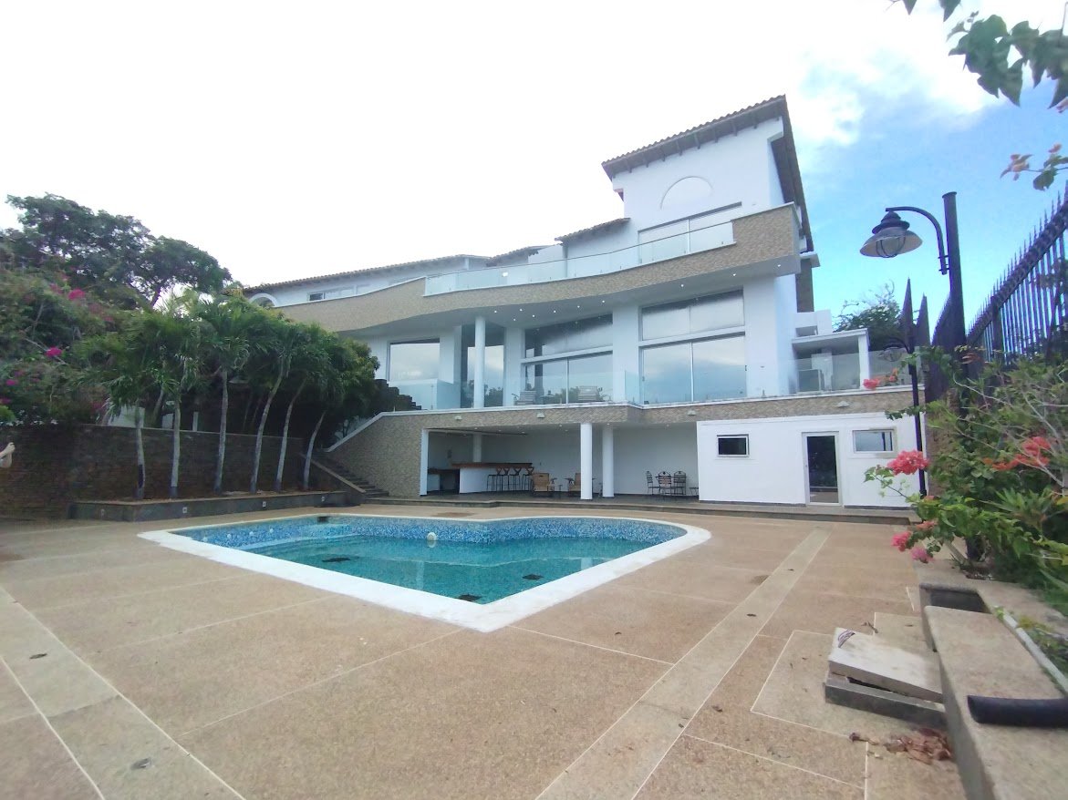 Venta de mansion en Playa moreno Isla de margarita