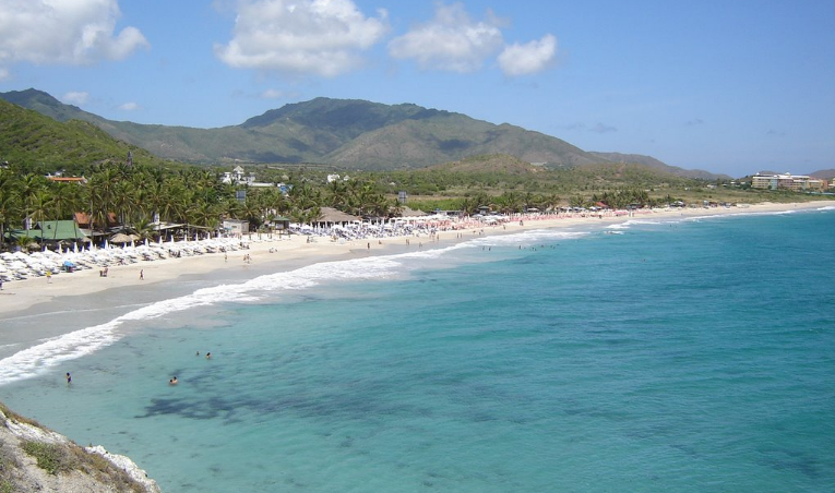 playa-parguito-isla-de-margarita