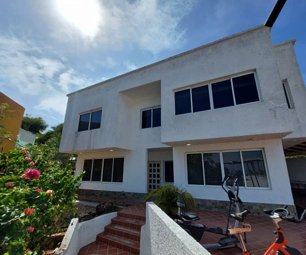 Se vende Apartamento en Comocuro Isla de Margarita