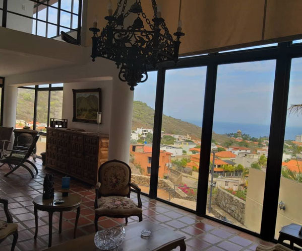 Townhouse en venta en Margarita frente a la playa